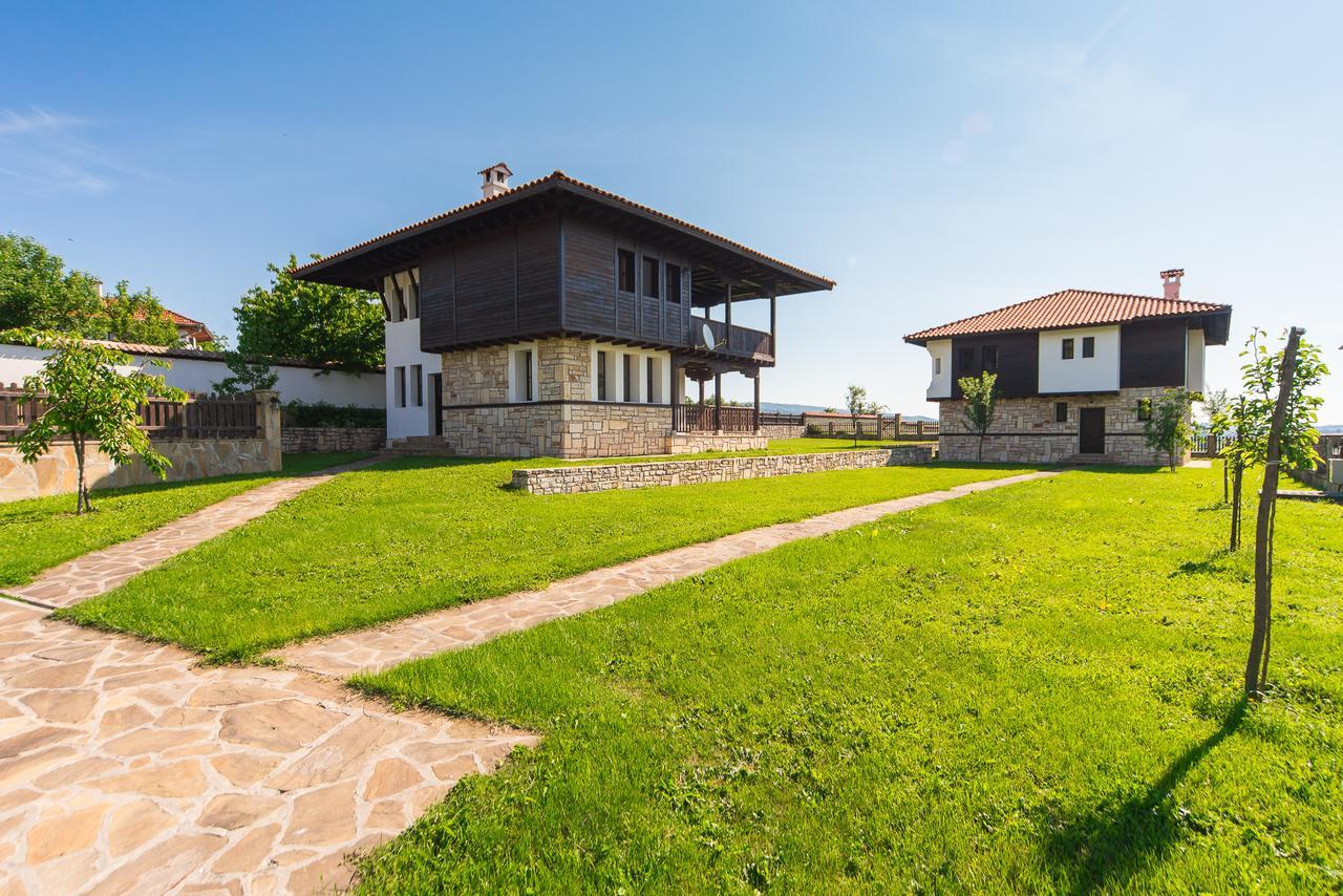 Complex Rayuvski Han Rayuvtsi Luaran gambar